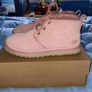 Used pink neumel uggs